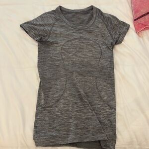 Lululemonn Swiftly Tech Short Sleeve